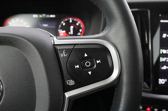 Volvo V60 19 of 30