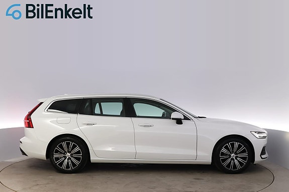 Volvo V60 2 of 30
