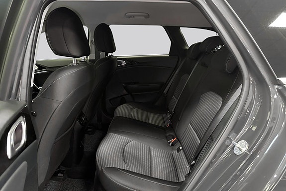 Kia Ceed 15 of 17