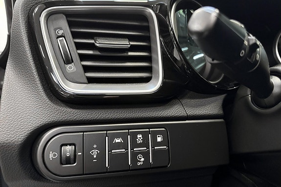 Kia Ceed 13 of 17