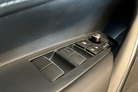 Toyota Corolla 26 of 29