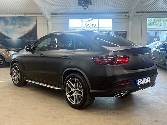 Mercedes-Benz GLE350 d 2 of 20