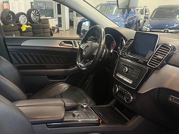 Mercedes-Benz GLE350 d 5 of 20