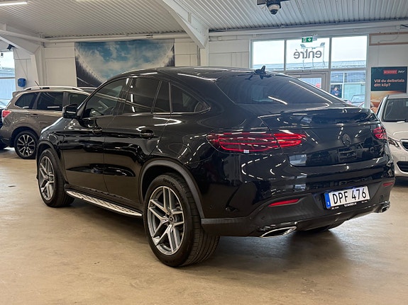 Mercedes-Benz GLE350 d 2 of 20