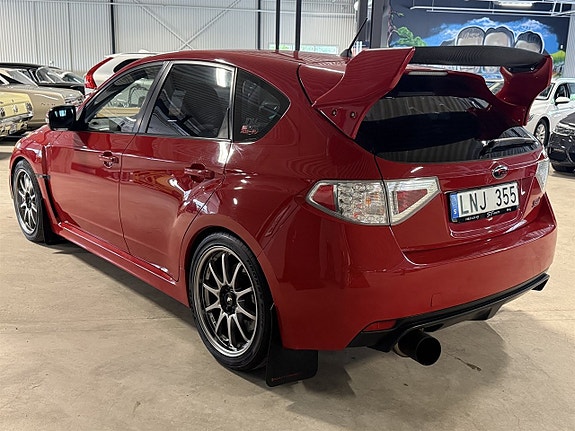 Subaru Impreza 5 of 9