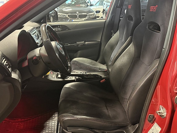 Subaru Impreza 7 of 9
