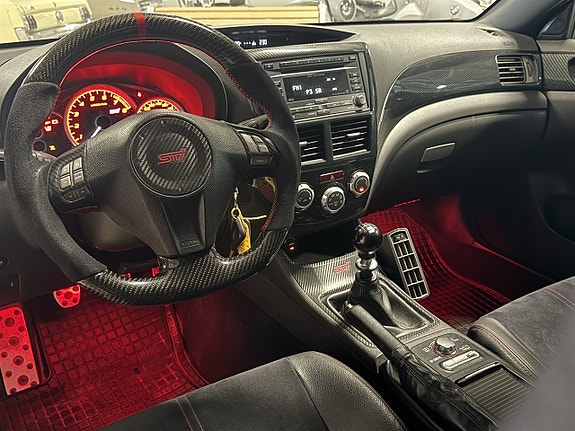 Subaru Impreza 6 of 9