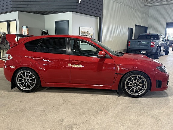 Subaru Impreza 3 of 9