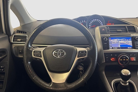 Toyota Verso 6 of 12