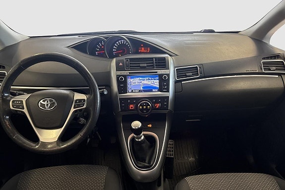 Toyota Verso 7 of 12