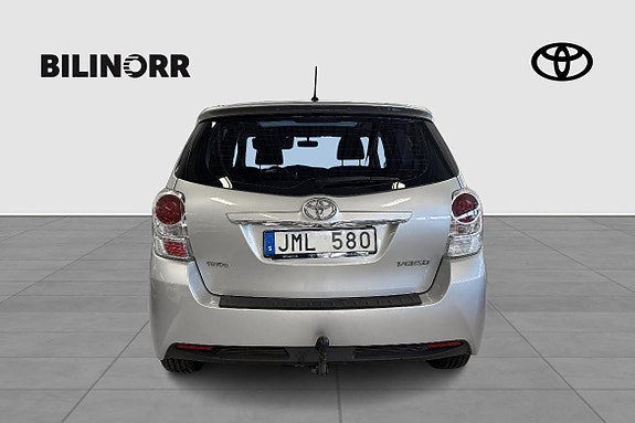Toyota Verso 5 of 12