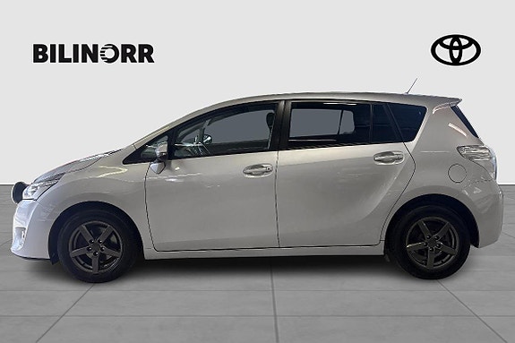 Toyota Verso 3 of 12