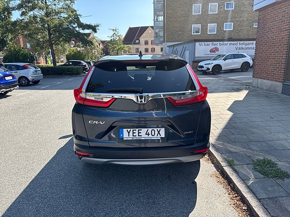 Honda CR-V 5 of 10