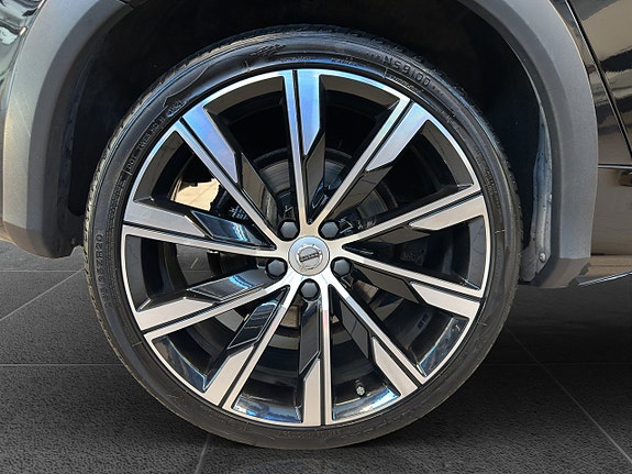 Volvo V60 Cross Country 5 of 29