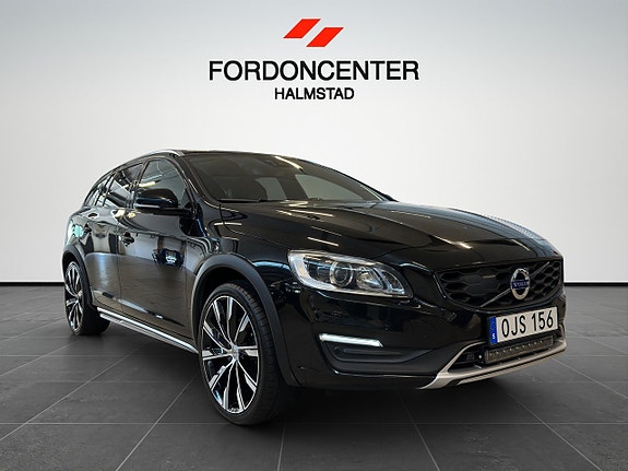 Volvo V60 Cross Country 4 of 29
