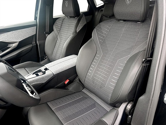 Peugeot 3008 9 of 14