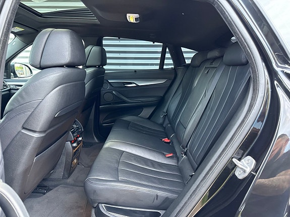 BMW X6 27 of 30