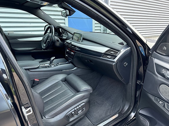 BMW X6 28 of 30