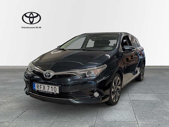Toyota Auris 4 of 10