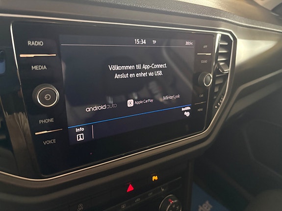 Volkswagen T-Roc 7 of 7