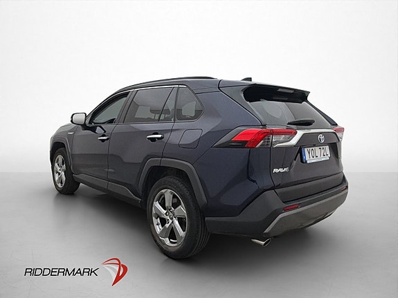 Toyota RAV4 6 of 30