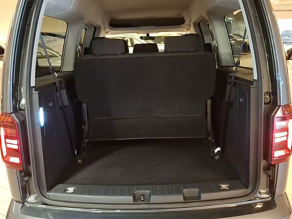 Volkswagen Caddy Maxi 11 of 11