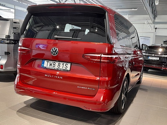 Volkswagen Multivan 3 of 18