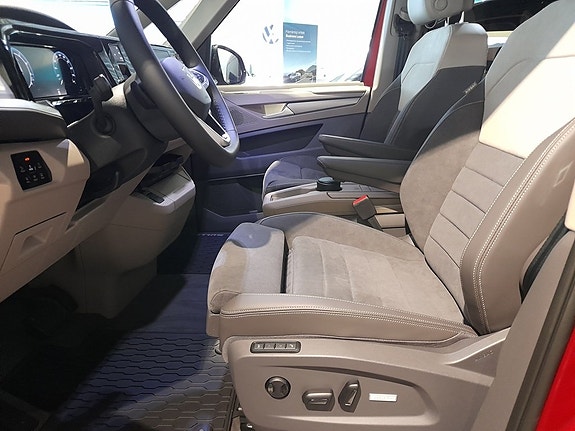 Volkswagen Multivan 10 of 18