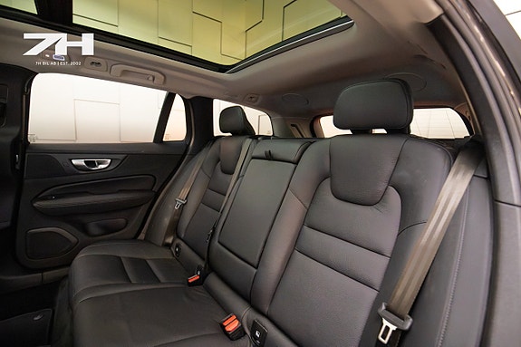Volvo V60 19 of 24