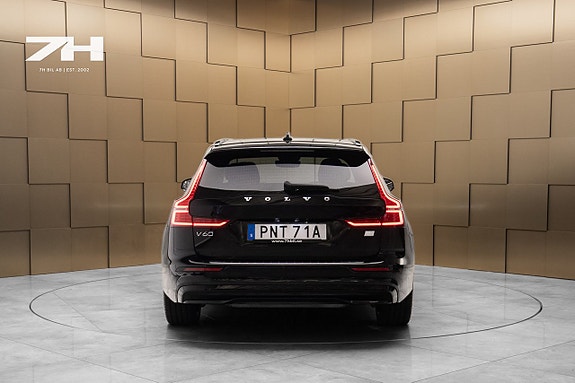 Volvo V60 4 of 24