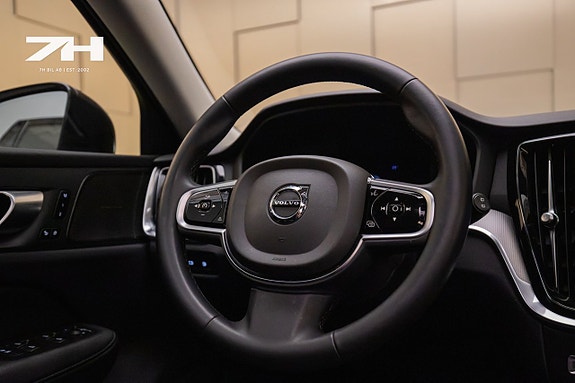 Volvo V60 11 of 24