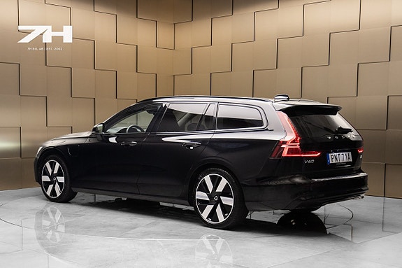 Volvo V60 3 of 24