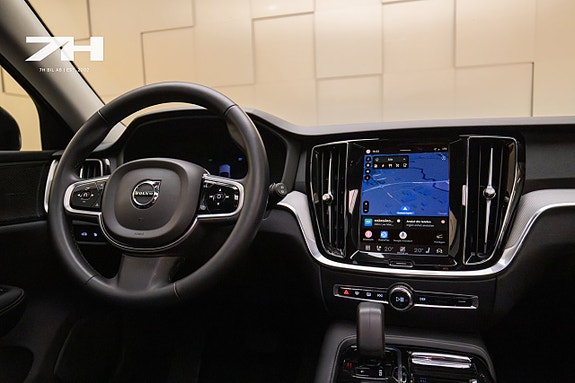 Volvo V60 12 of 24