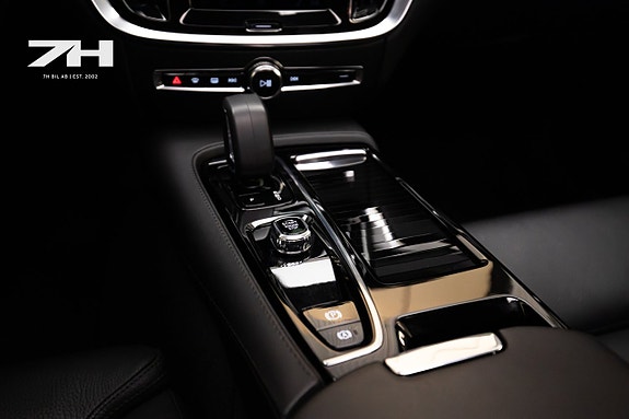 Volvo V60 13 of 24