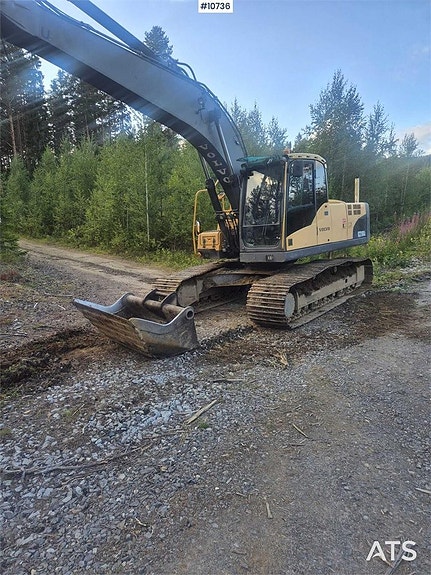 Volvo EC210CL Grävmaskin med grävsystem och redskap 2 of 19