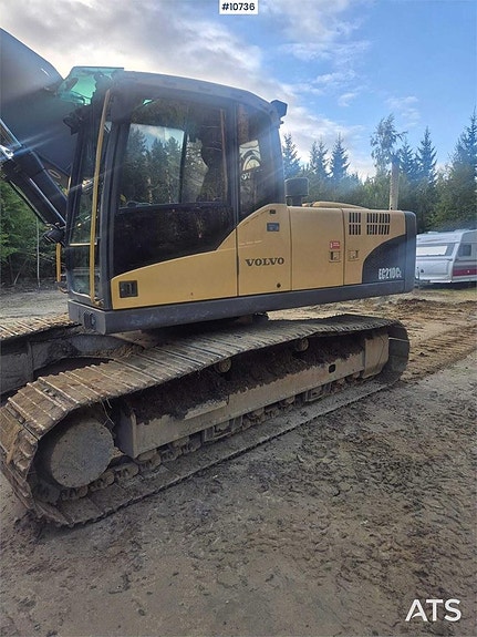 Volvo EC210CL Grävmaskin med grävsystem och redskap 3 of 19