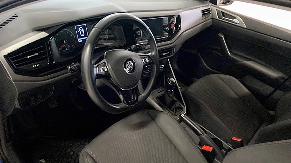 Volkswagen Polo 7 of 12