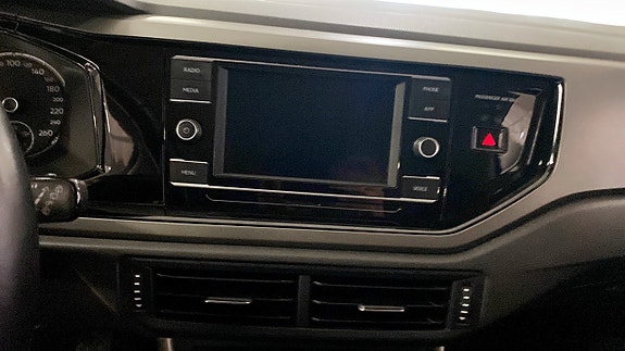 Volkswagen Polo 9 of 12