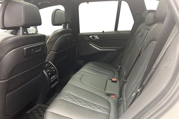 BMW X5 11 of 17