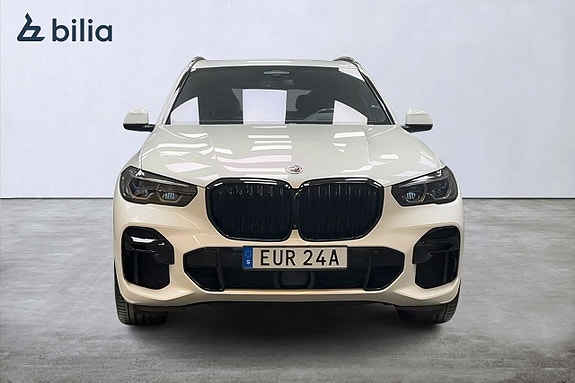 BMW X5 8 of 17