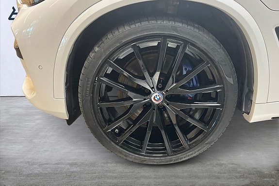 BMW X5 13 of 17
