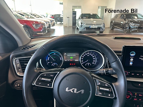 Kia Ceed 8 of 15