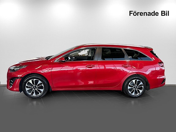 Kia Ceed 4 of 15