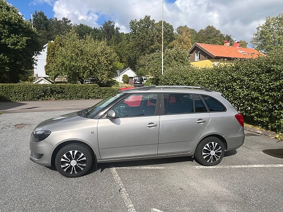 Skoda Fabia 2 of 6
