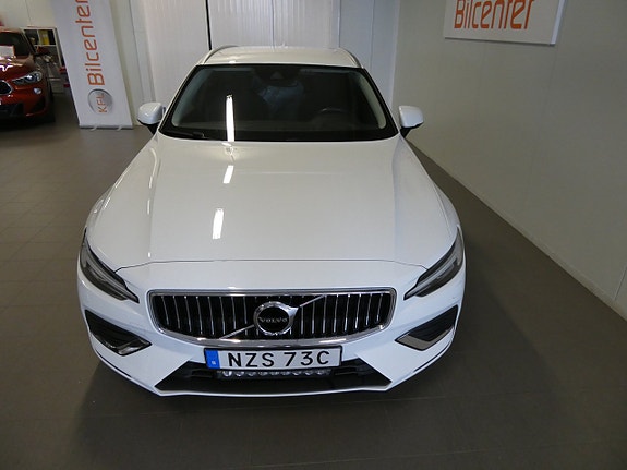 Volvo V60 11 of 27