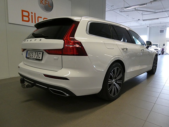 Volvo V60 6 of 27