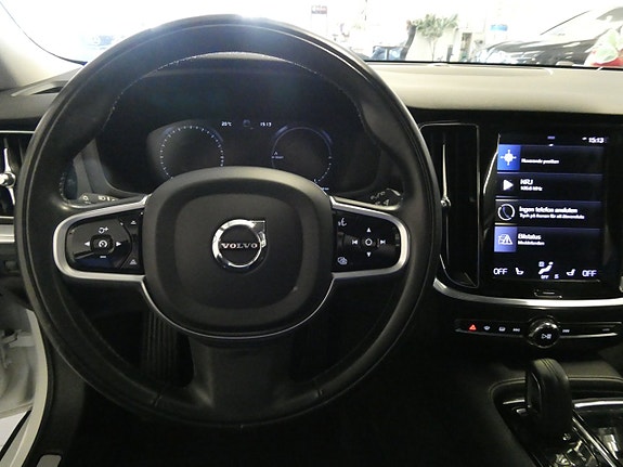Volvo V60 15 of 27