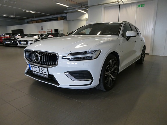 Volvo V60 9 of 27