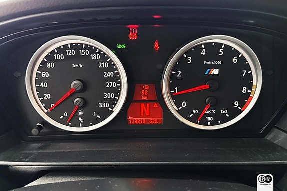 BMW M5 10 of 18