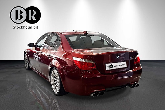 BMW M5 2 of 18